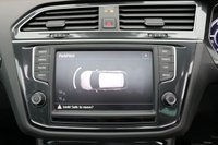 USED 2017 17 VOLKSWAGEN TIGUAN 2.0 R LINE TDI BMT 4MOTION DSG 5d 148 BHP 