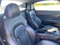 USED 2010 60 AUDI R8 5.2 SPYDER V10 QUATTRO 2d 518 BHP AUTOMATIC  JUST 24,500 MILES - STUNNING EXAMPLE - DOCUMENTED SERVICE HISTORY - STUNNING EXAMPLE - SUZUKA GREY METALLIC