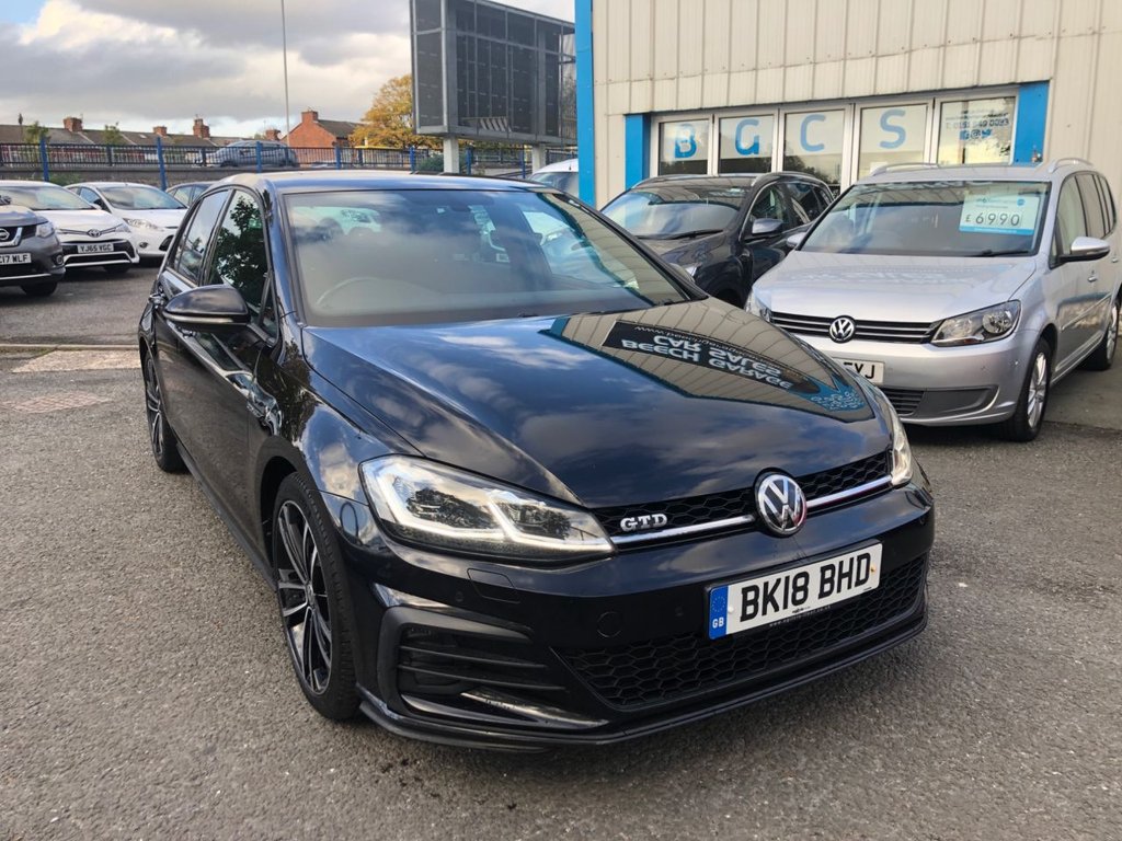 View our VOLKSWAGEN GOLF