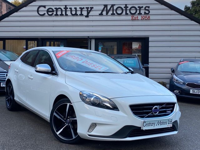 2013 63 Volvo V40 1.6 D2 R-Design 5dr - FULL LEATHER