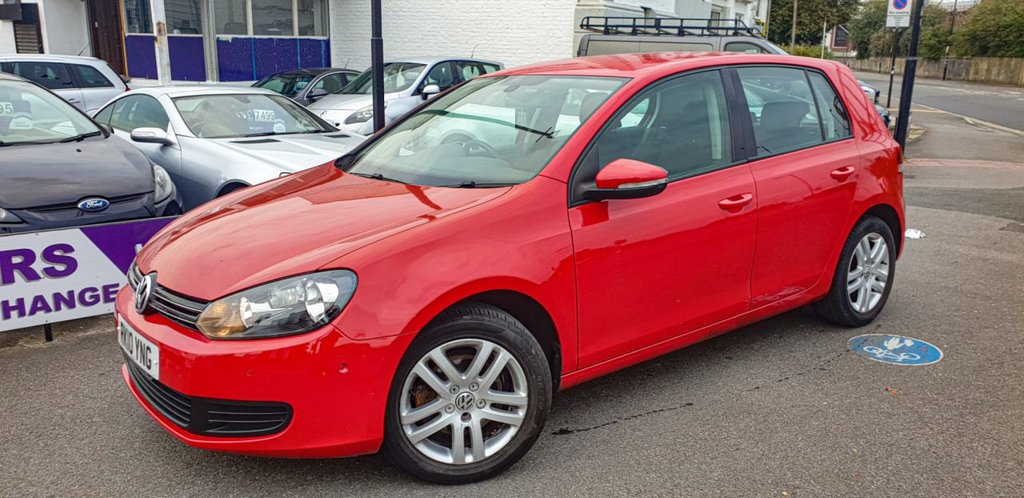 View our VOLKSWAGEN GOLF
