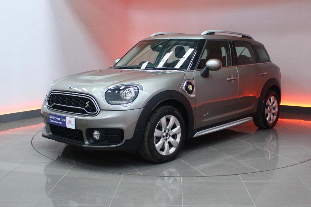 View our MINI COUNTRYMAN