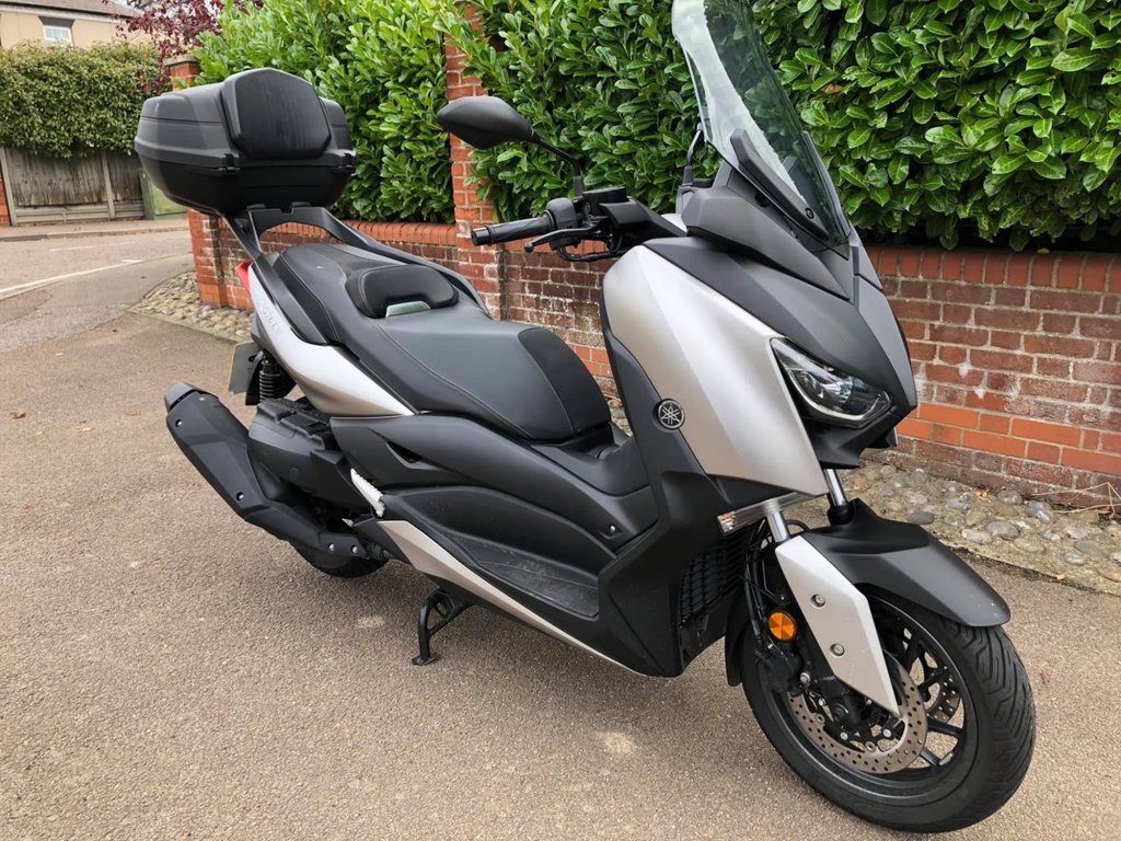 View our YAMAHA YP