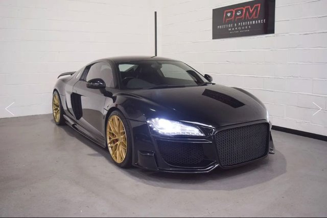 View our AUDI R8