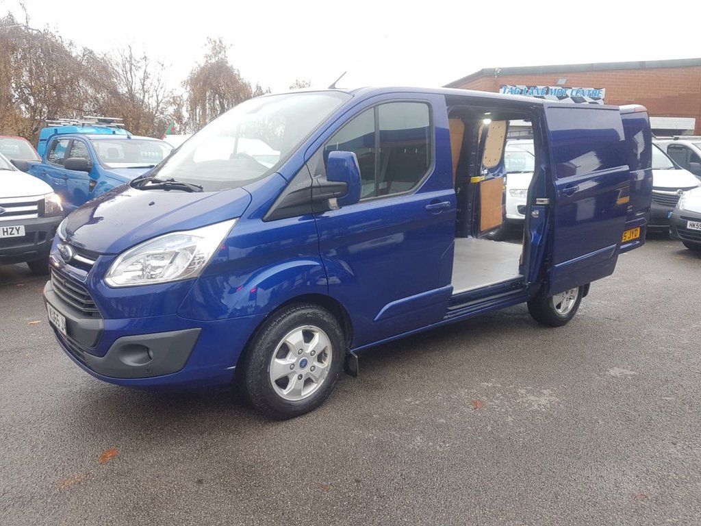 View our FORD TRANSIT CUSTOM