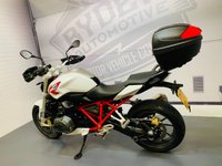 USED 2015 65 BMW R1200R SPORT, 1170cc FULL SERVICE HISTORY / BMW TOP BOX