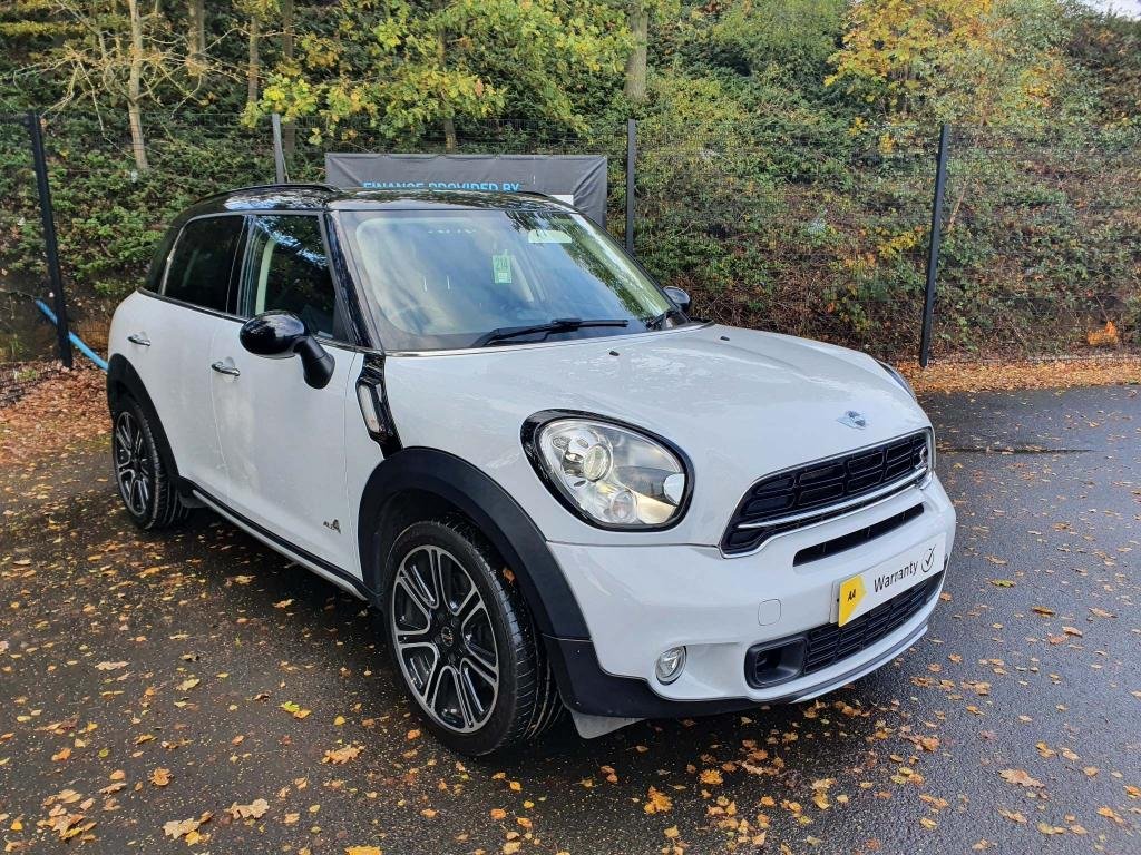 View our MINI COUNTRYMAN