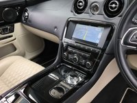 USED 2017 17 JAGUAR XJ 3.0 D V6 PORTFOLIO 4d 302 BHP FINANCE AVAILABLE