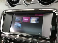 USED 2017 17 JAGUAR XJ 3.0 D V6 PORTFOLIO 4d 302 BHP FINANCE AVAILABLE