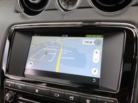 USED 2017 17 JAGUAR XJ 3.0 D V6 PORTFOLIO 4d 302 BHP FINANCE AVAILABLE