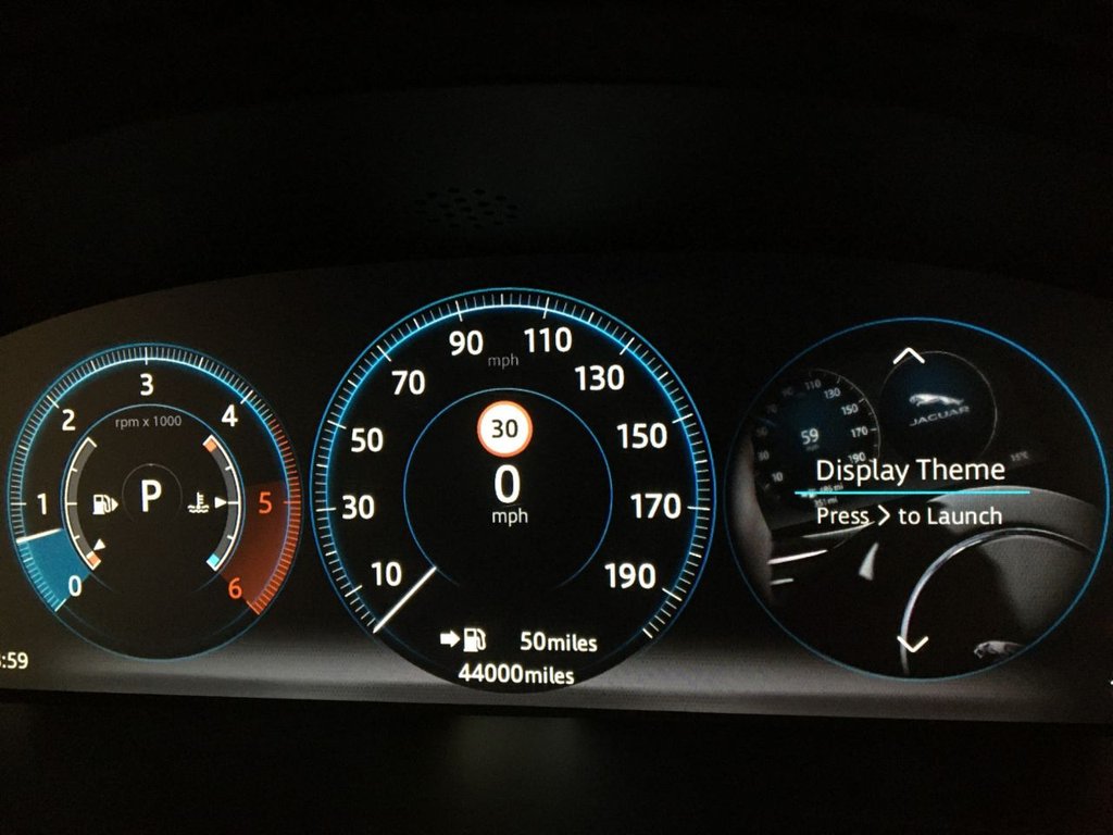 USED 2017 17 JAGUAR XJ 3.0 D V6 PORTFOLIO 4d 302 BHP FINANCE AVAILABLE