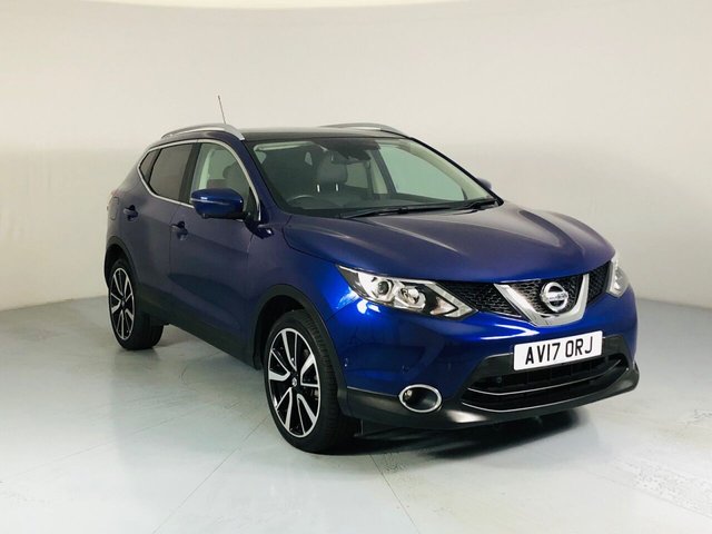 View our NISSAN QASHQAI