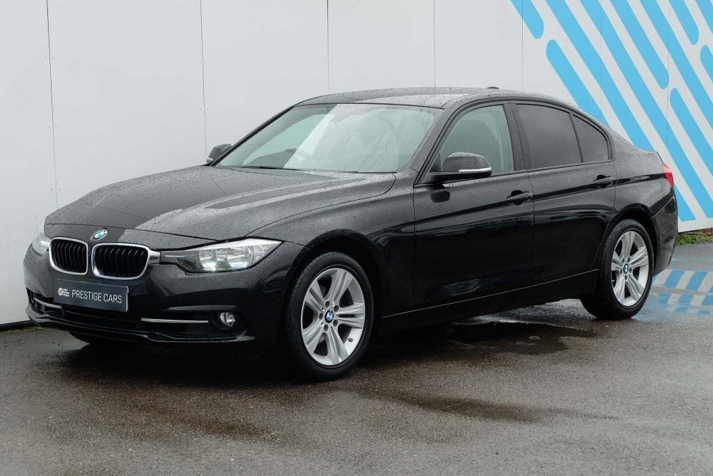 View our BMW 3 SERIES