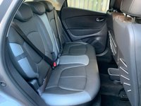 USED 2017 66 RENAULT CAPTUR 1.2 SIGNATURE NAV TCE 5d 117 BHP 