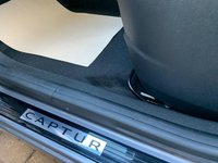 USED 2017 66 RENAULT CAPTUR 1.2 SIGNATURE NAV TCE 5d 117 BHP 