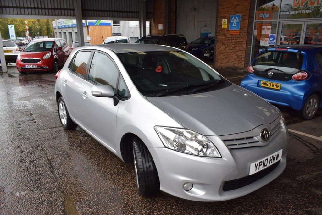 View our TOYOTA AURIS