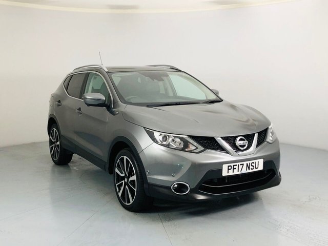 View our NISSAN QASHQAI