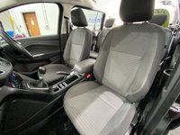 USED 2017 17 FORD GRAND C-MAX 1.5 TITANIUM TDCI 5d 118 BHP SAT NAV 1 OWNER FSH