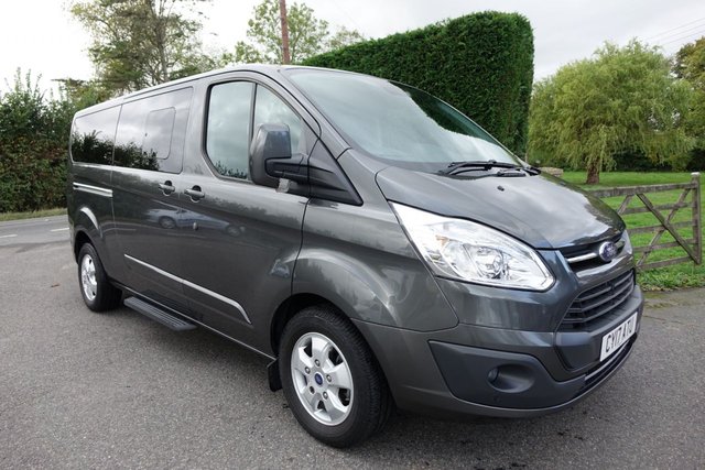 View our FORD TOURNEO CUSTOM