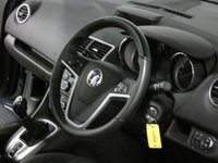 USED 2017 17 VAUXHALL MERIVA 1.4 SE 5d 118 BHP PANORAMIC SUNROOF FSH