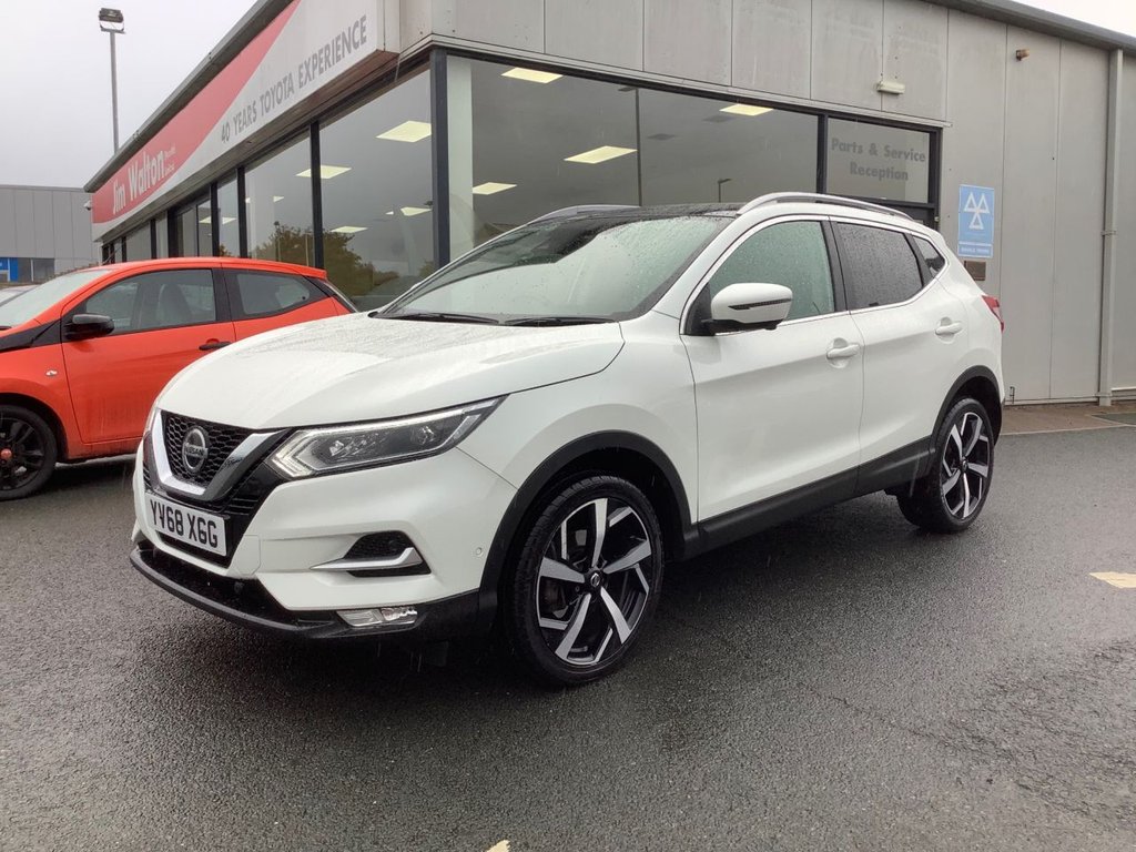 View our NISSAN QASHQAI