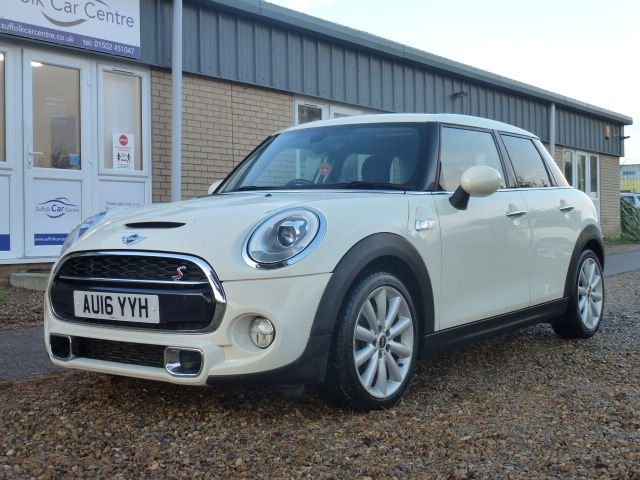 2016 16 MINI Hatch Cooper 2.0 COOPER S 5d 189 BHP
