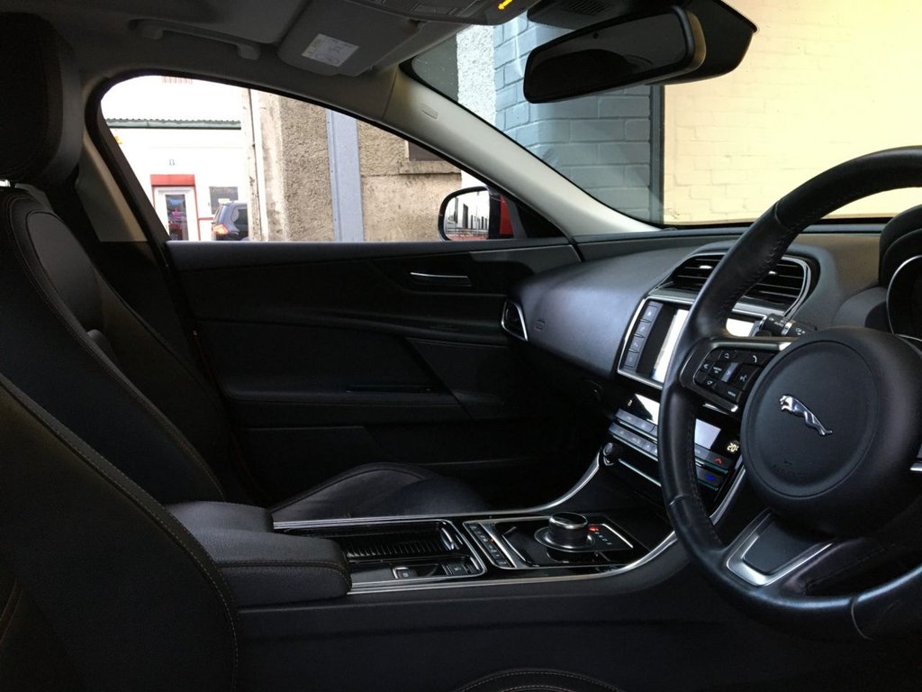 USED 2017 67 JAGUAR XE 2.0 D PRESTIGE 4d 178 BHP FINANCE AVAILABLE
