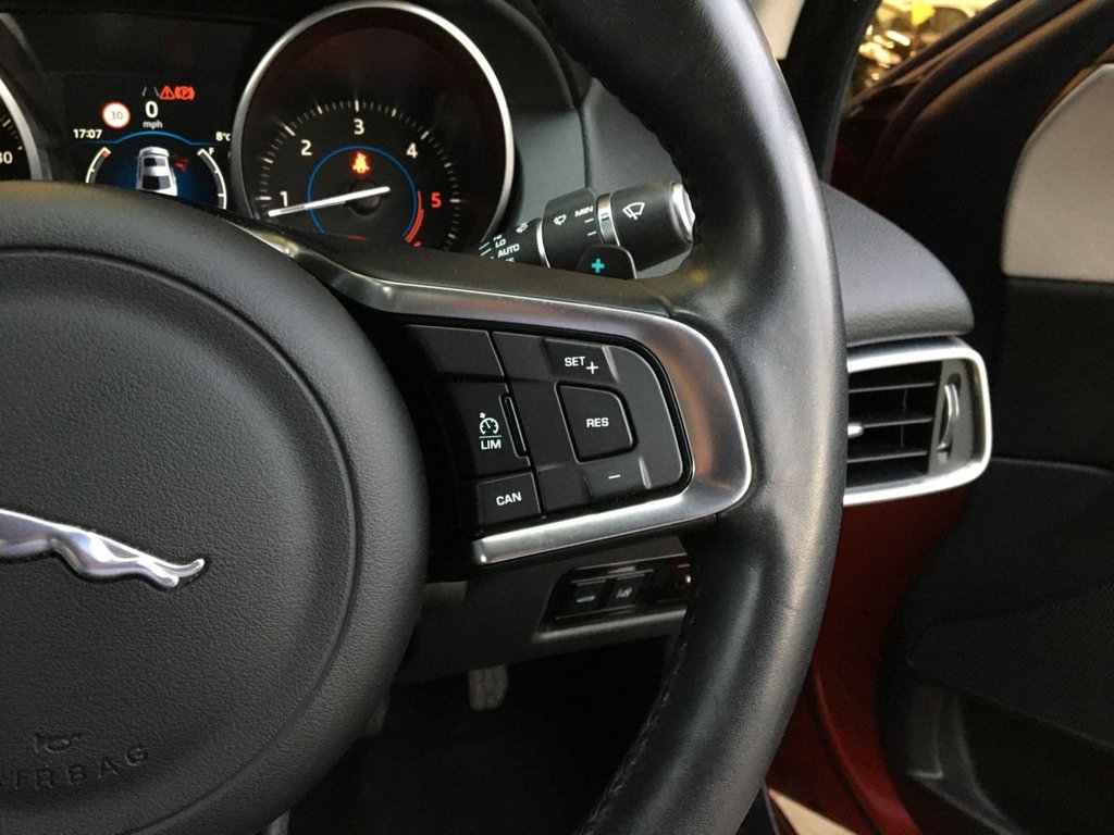 USED 2017 67 JAGUAR XE 2.0 D PRESTIGE 4d 178 BHP FINANCE AVAILABLE