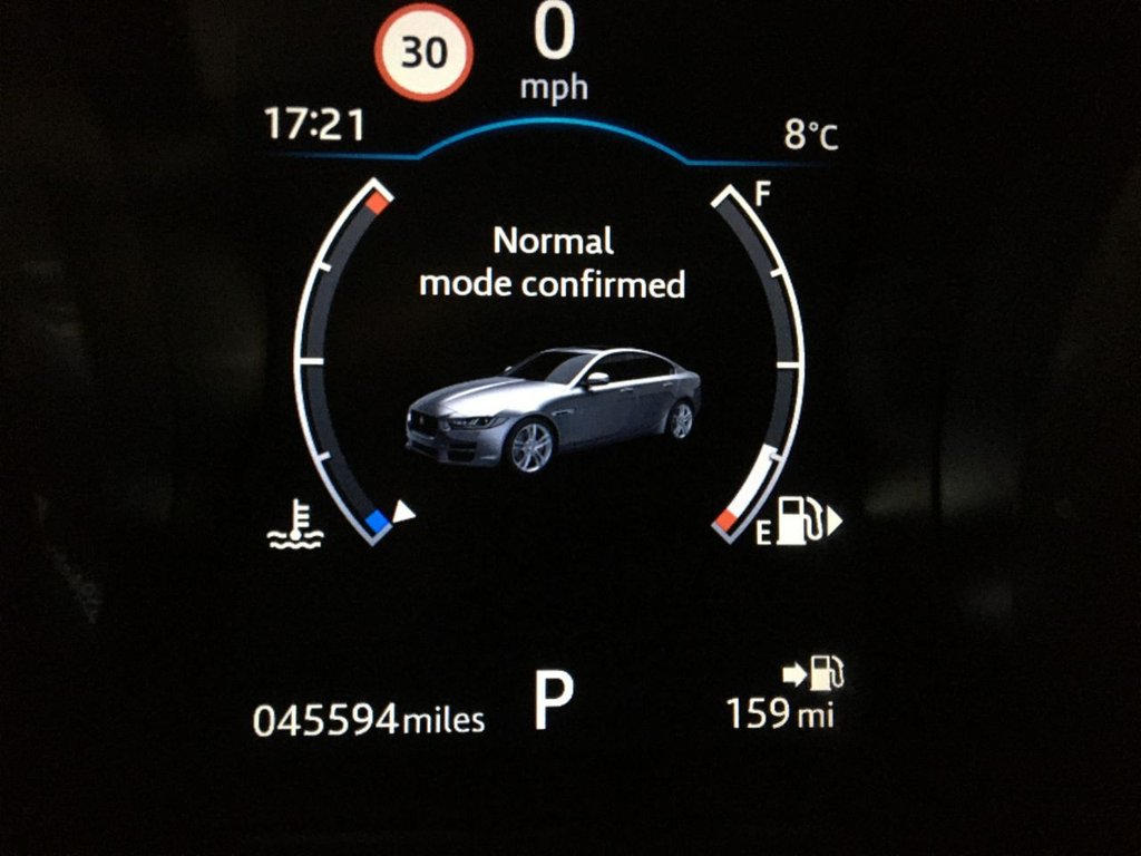 USED 2017 67 JAGUAR XE 2.0 D PRESTIGE 4d 178 BHP FINANCE AVAILABLE