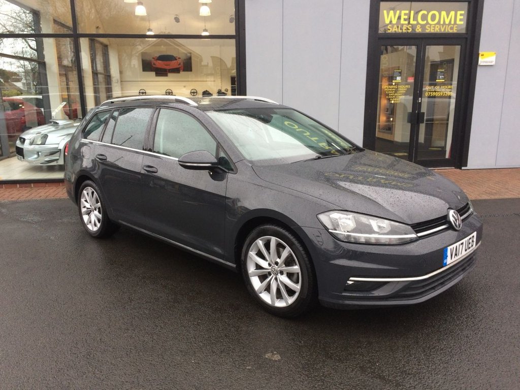 View our VOLKSWAGEN GOLF