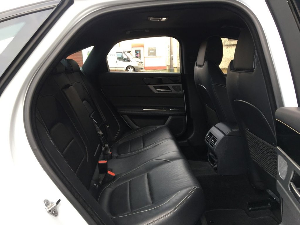 USED 2018 68 JAGUAR XF 2.0 D R-SPORT 4d 177 BHP BLACK EDITION - CHEAP TAX