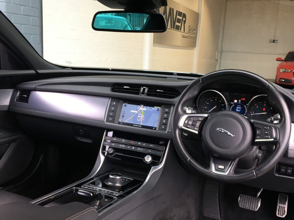 USED 2018 68 JAGUAR XF 2.0 D R-SPORT 4d 177 BHP BLACK EDITION - CHEAP TAX