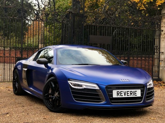 2014 R Audi R8 5.2 V10 PLUS QUATTRO 2d 543 BHP