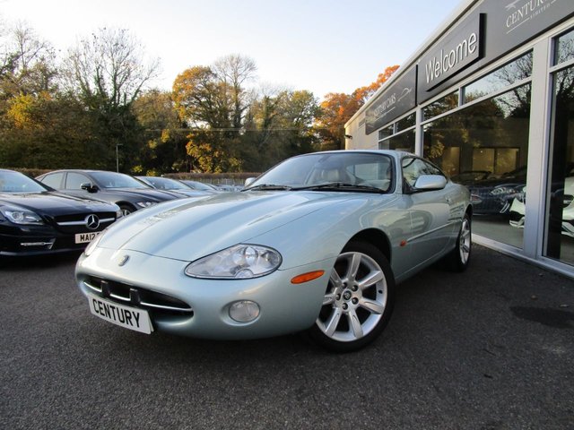 2003 03 Jaguar Xk8 Coupe 4.2 COUPE 2d 292 BHP