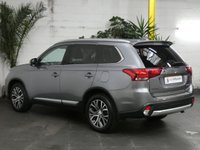 USED 2017 67 MITSUBISHI OUTLANDER 2.3 DI-D 3 5d 147 BHP GENUINE LOW MILES 1 OWNER FSH 7 SEATS