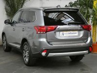 USED 2017 67 MITSUBISHI OUTLANDER 2.3 DI-D 3 5d 147 BHP GENUINE LOW MILES 1 OWNER FSH 7 SEATS