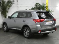 USED 2017 67 MITSUBISHI OUTLANDER 2.3 DI-D 3 5d 147 BHP GENUINE LOW MILES 1 OWNER FSH 7 SEATS
