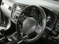 USED 2017 67 MITSUBISHI OUTLANDER 2.3 DI-D 3 5d 147 BHP GENUINE LOW MILES 1 OWNER FSH 7 SEATS