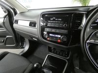 USED 2017 67 MITSUBISHI OUTLANDER 2.3 DI-D 3 5d 147 BHP GENUINE LOW MILES 1 OWNER FSH 7 SEATS