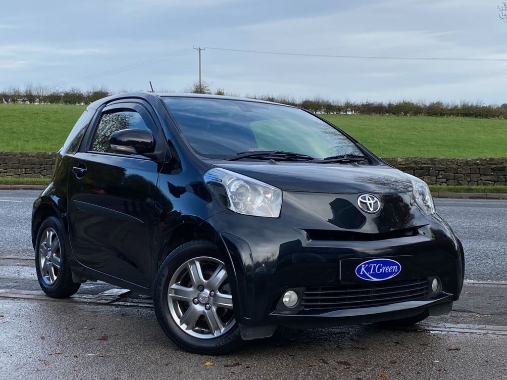 View our TOYOTA IQ