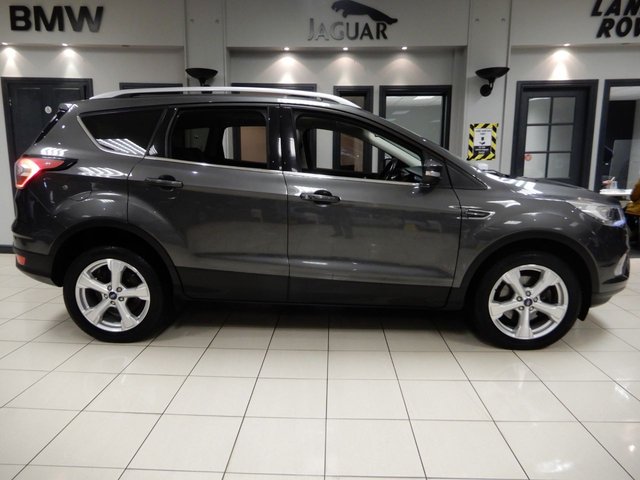 View our FORD KUGA