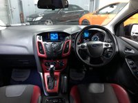 USED 2012 12 FORD FOCUS 2.0 ZETEC S TDCI 5d 161 BHP * AUTOMATIC* LOW MILES * HALF LEATHER * 18 INCH ALLOY WHEELS *