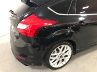 USED 2012 12 FORD FOCUS 2.0 ZETEC S TDCI 5d 161 BHP * AUTOMATIC* LOW MILES * HALF LEATHER * 18 INCH ALLOY WHEELS *