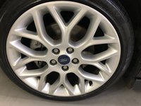 USED 2012 12 FORD FOCUS 2.0 ZETEC S TDCI 5d 161 BHP * AUTOMATIC* LOW MILES * HALF LEATHER * 18 INCH ALLOY WHEELS *