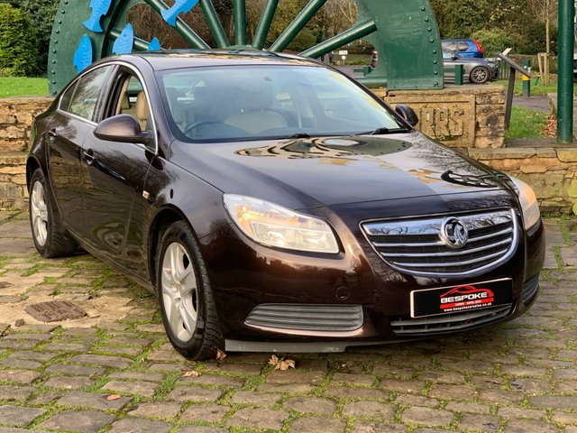 2013 62 Vauxhall Insignia 1.8 EXCLUSIV NAV 5d 138 BHP