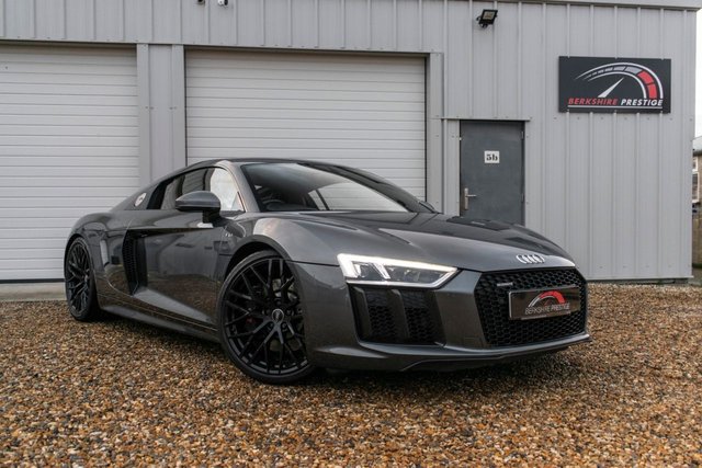 2016 06 Audi R8 5.2 V10 QUATTRO 2d 533 BHP