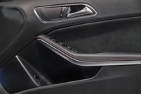 USED 2017 17 MERCEDES-BENZ GLA-CLASS 2.1 GLA 200 D AMG LINE 5d 134 BHP 