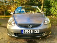 USED 2006 06 HONDA JAZZ 1.3 DSI SE 5d AUTO 82 BHP ONLY 52,000 MILES / 1 FAMILY OWNED/ X10 SERVICE STAMPS/AIRCON/ALLOYS GOOD CONDITION FOR ITS YEAR WITH ONLY 52,100 MILES,,JUST SERVICED BY US WITH NEW MOT