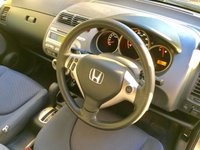 USED 2006 06 HONDA JAZZ 1.3 DSI SE 5d AUTO 82 BHP ONLY 52,000 MILES / 1 FAMILY OWNED/ X10 SERVICE STAMPS/AIRCON/ALLOYS GOOD CONDITION FOR ITS YEAR WITH ONLY 52,100 MILES,,JUST SERVICED BY US WITH NEW MOT
