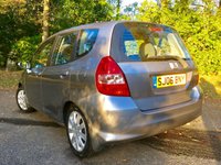 USED 2006 06 HONDA JAZZ 1.3 DSI SE 5d AUTO 82 BHP ONLY 52,000 MILES / 1 FAMILY OWNED/ X10 SERVICE STAMPS/AIRCON/ALLOYS GOOD CONDITION FOR ITS YEAR WITH ONLY 52,100 MILES,,JUST SERVICED BY US WITH NEW MOT